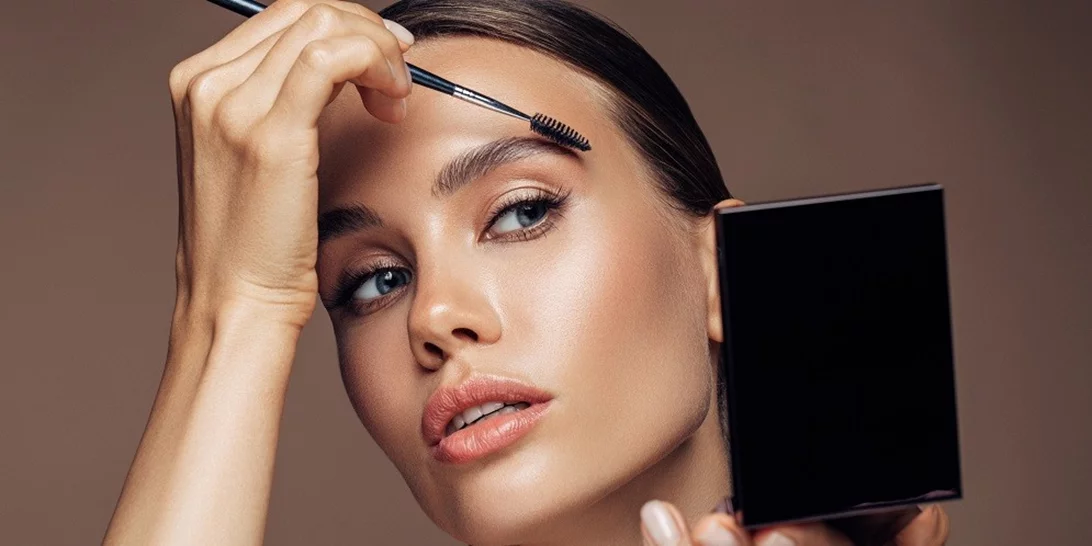 15 συμβουλές μακιγιάζ για να βάφεσαι σαν επαγγελματίας makeup artist