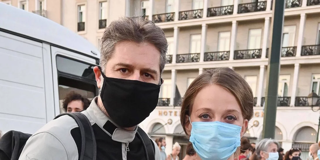 Λένα Δροσάκη | Η βόλτα με τον Αλέξανδρο Μπουρδούμη και το σώμα της τρεις μήνες μετά τη γέννα