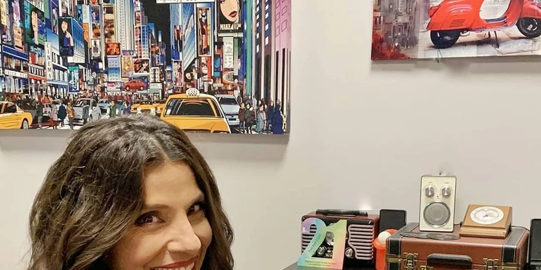 Πόπη Τσαπανίδου | Μοιράζεται μια παλιά φωτογραφία με τις κόρες της