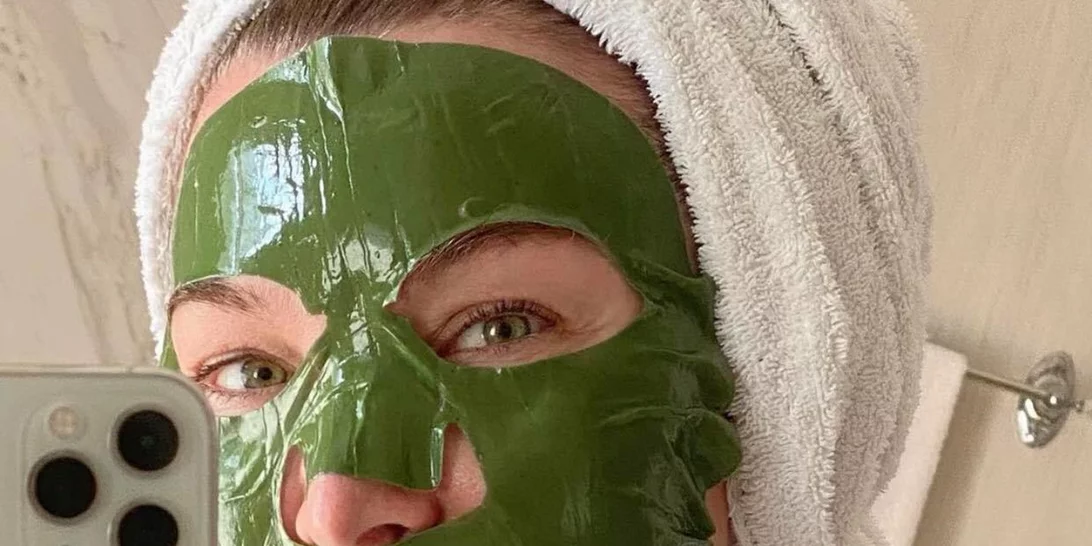 Τατιάνα Στεφανίδου | Κάνει beauté και φωτογραφίζεται με τη μάσκα ομορφιάς της