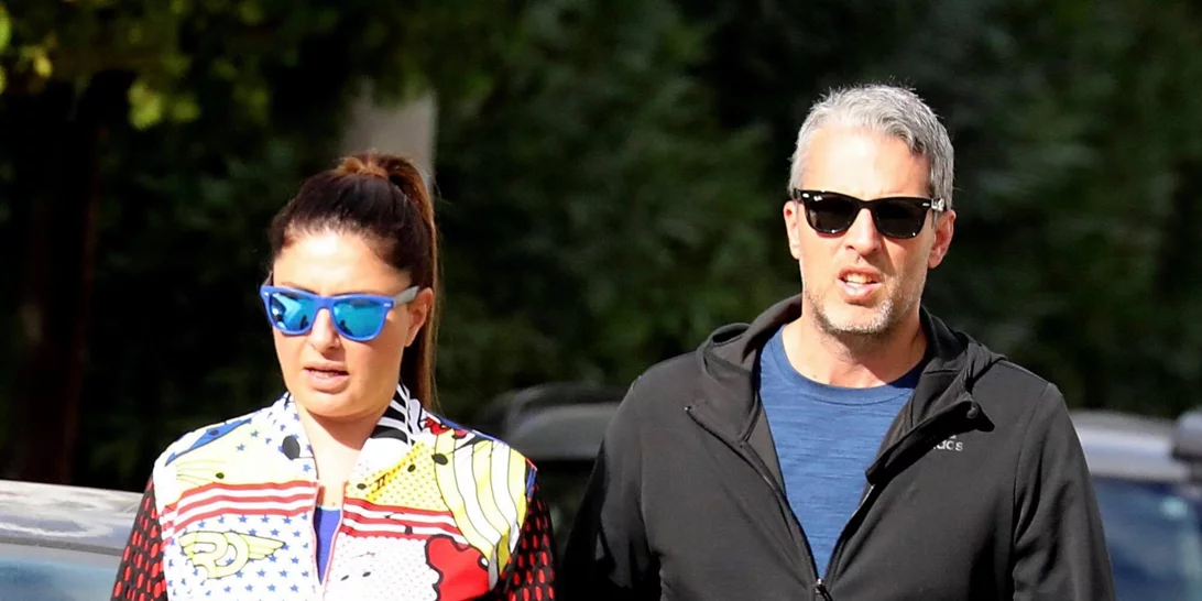 Έλενα Παπαρίζου | Με athleisure outfit σε έξοδο με τον Ανδρέα Καψάλη