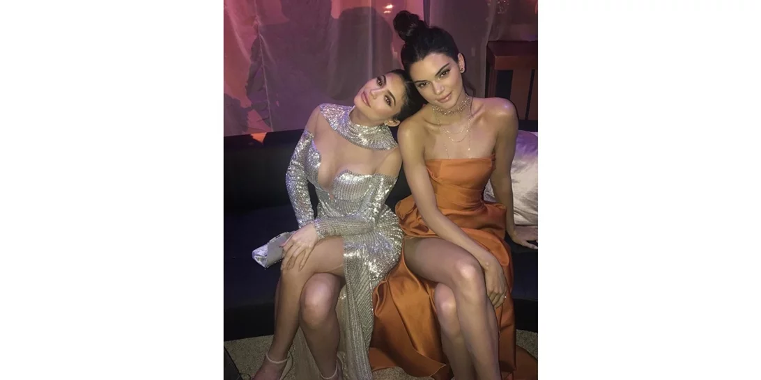 Η Kendall και η Kylie Jenner αναβίωσαν μία Halloween εμφάνισή τους από την παιδική τους ηλικία