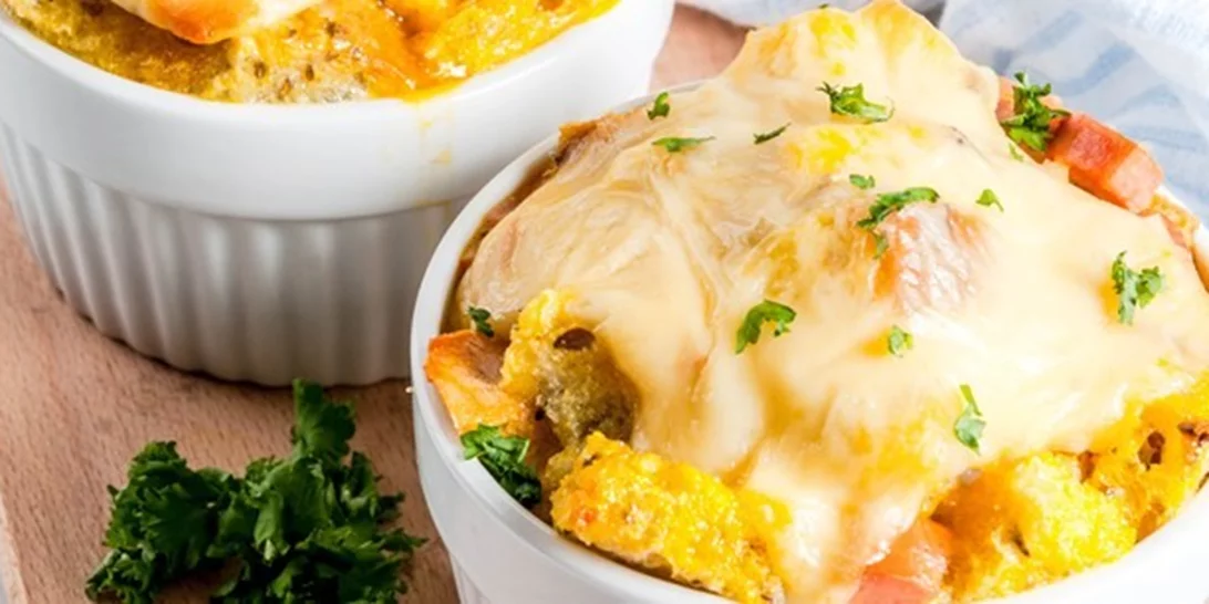 Σουφλέ με κολοκυθάκια και ζαμπόν γαλοπούλας