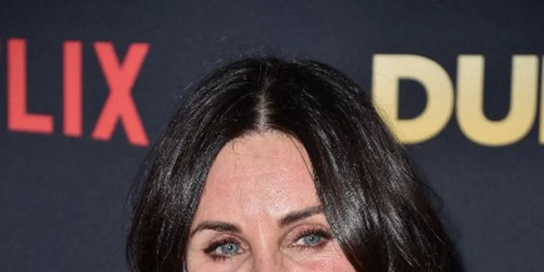Courteney Cox | Η φωτογραφία με τα φρύδια της που έγινε viral