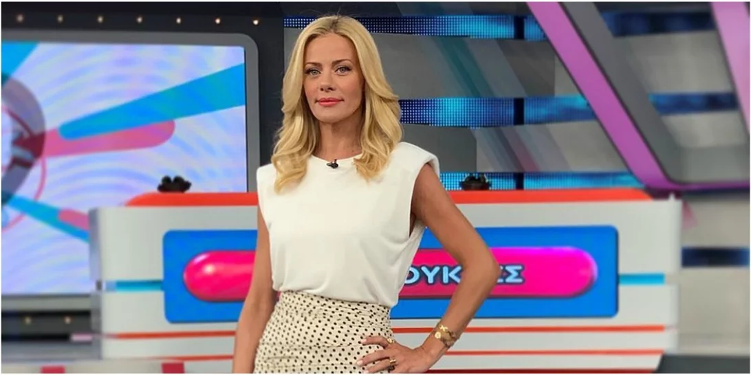 Η φούστα της Ζέτας Μακρυπούλια φοριέται από το πρωί έως το βράδυ και κοστίζει κάτω από 40 ευρώ