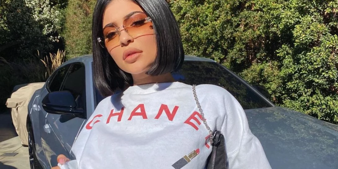 #OOTD | 3 στιλιστικοί κανόνες που ακολουθεί η Kylie Jenner εν μέσω καραντίνας