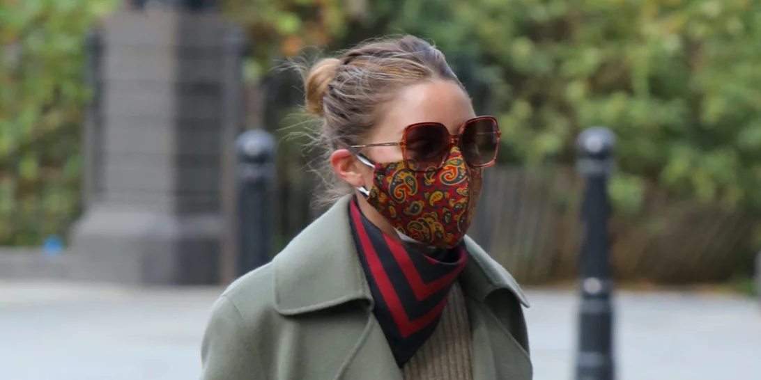 Olivia Palermo | Το μακιγιάζ της κάτω από την προστατευτική μάσκα