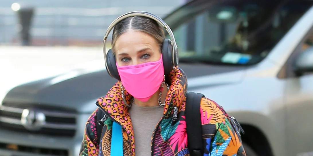 Η Sarah Jessica Parker με το puffer jacket που μας ενθουσίασε | Cosy και ξεχωριστό