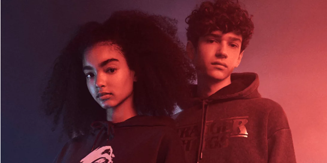 Stranger Things x Pull & Bear | Η καινούργια συλλογή που εμπνέεται από τη δημοφιλή σειρά του Netflix