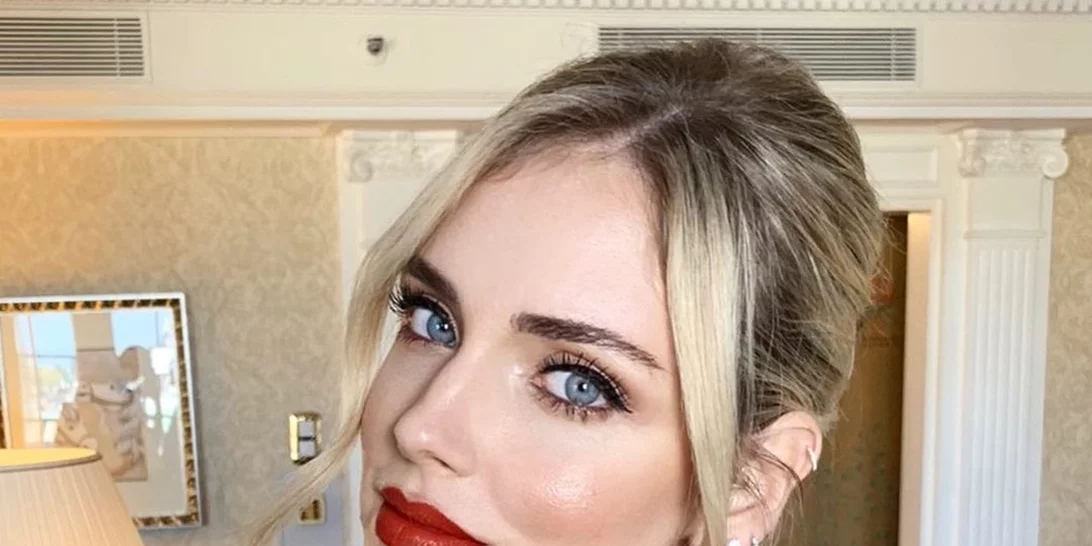 Chiara Ferragni | Δες το χριστουγεννιάτικο μακιγιάζ της