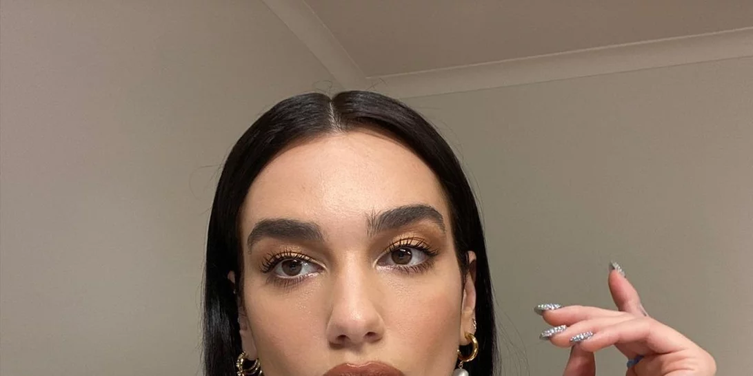 Το λαμπερό μανικιούρ της Dua Lipa που έκλεψε τις εντυπώσεις