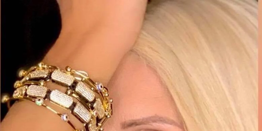 Ελένη Μενεγάκη | Ο χριστουγεννιάτικος στολισμός και το σχόλιο σε στενή συνεργάτιδά της