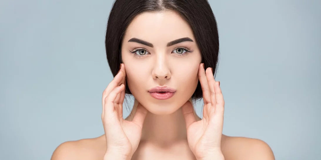 5 κρέμες προσώπου με πεπτίδια, το αντιγηραντικό συστατικό για φυσικό botox στην επιδερμίδα