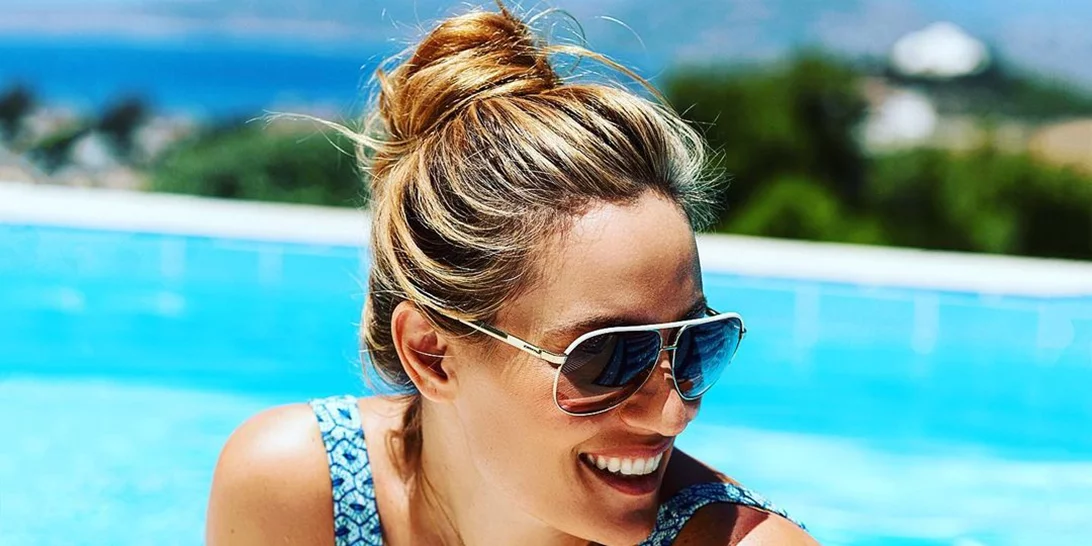 Ελεονώρα Μελέτη | Κάνει σερφ ακόμα και τον Δεκέμβριο