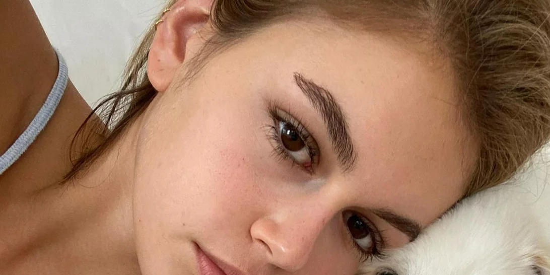 Τα beauty looks των διασήμων στην καραντίνα | Πώς περιποιούνται τον εαυτό τους οι celebrities στο σπίτι;