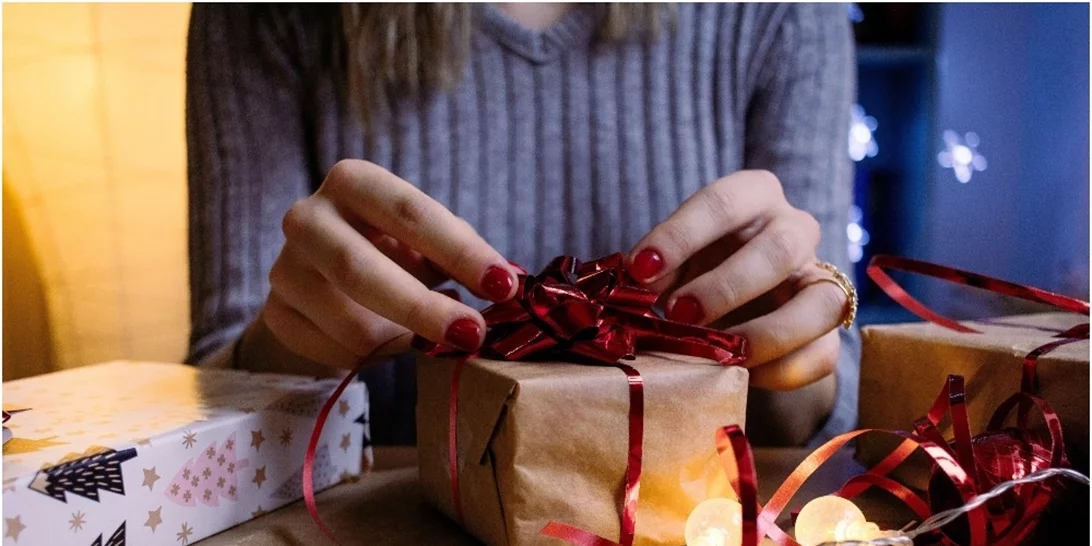 Βρήκαμε το γούρι με το πιο φωτεινό και αισιόδοξο μήνυμα για το 2021