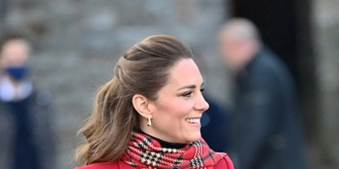 Η Kate Middleton με το πιο cool χτένισμα της σεζόν στην περιοδεία της