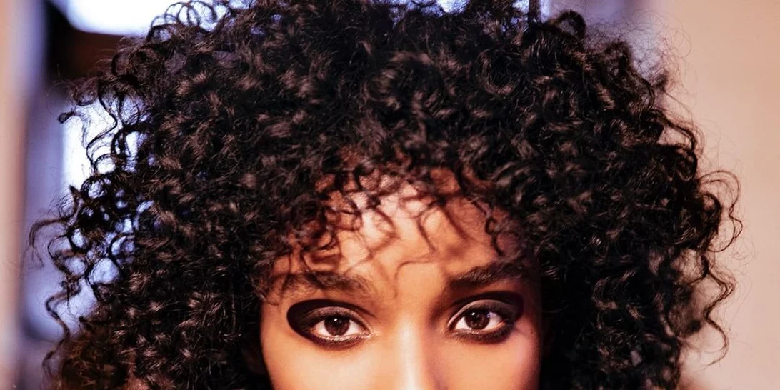 Chanel Métiers d’ Art 2020/21 | Πώς να υιοθετήσεις το μαγικό eye makeup look του catwalk