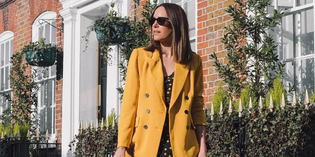 Τα ωραιότερα φορέματα για εσένα που δεν συμπαθείς ιδιαίτερα τα καλσόν