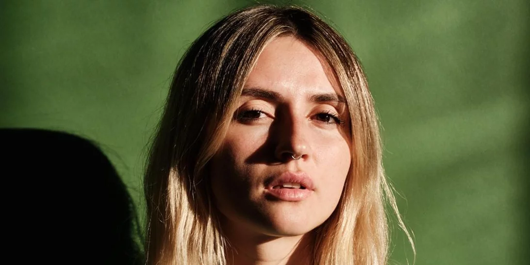 Pink Hair Don't Care | Δες το νέο ανανεωμένο hair look της Janna Sireac