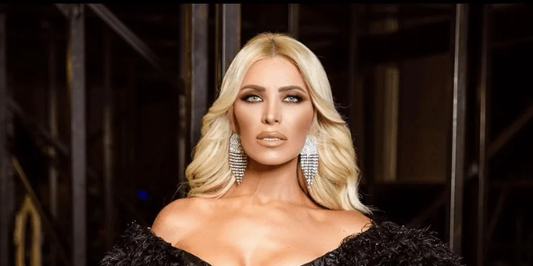 Κατερίνα Καινούργιου | Η απάντησή της στα σχόλια του Δημήτρη Παπανώτα για την εμφάνισή της στο J2US