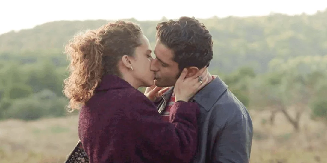 Άγριες Μέλισσες spoiler | Έγκυος η Ασημίνα - Ο Νικηφόρος τους πιάνει στα "πράσα"