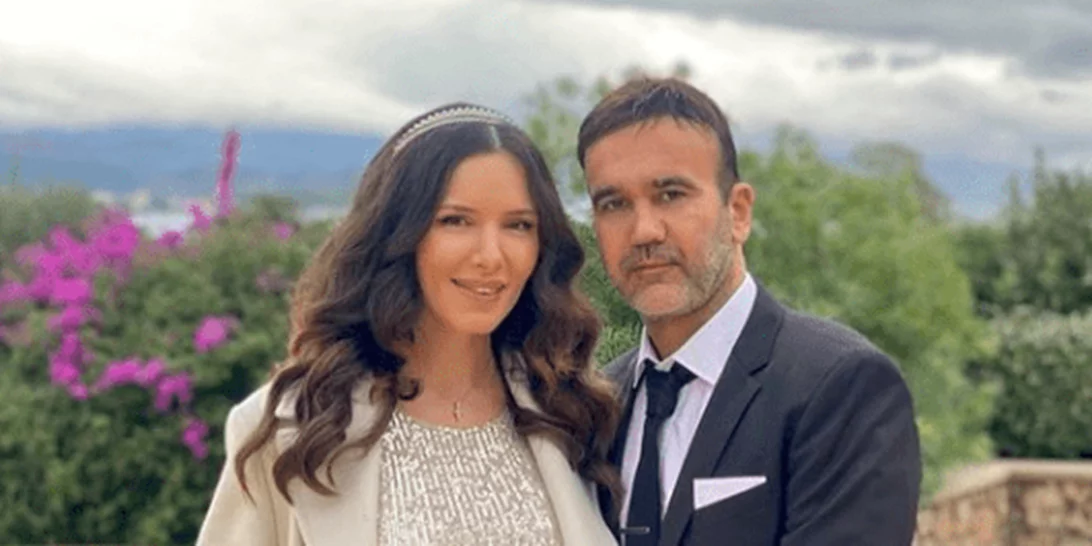 Τζώρτζια Βαϊνά | Δημοσίευσε τις πρώτες φωτογραφίες από τον γάμο της - Τι φόρεσε η κουμπάρα της, Ραμόνα Βλαντή