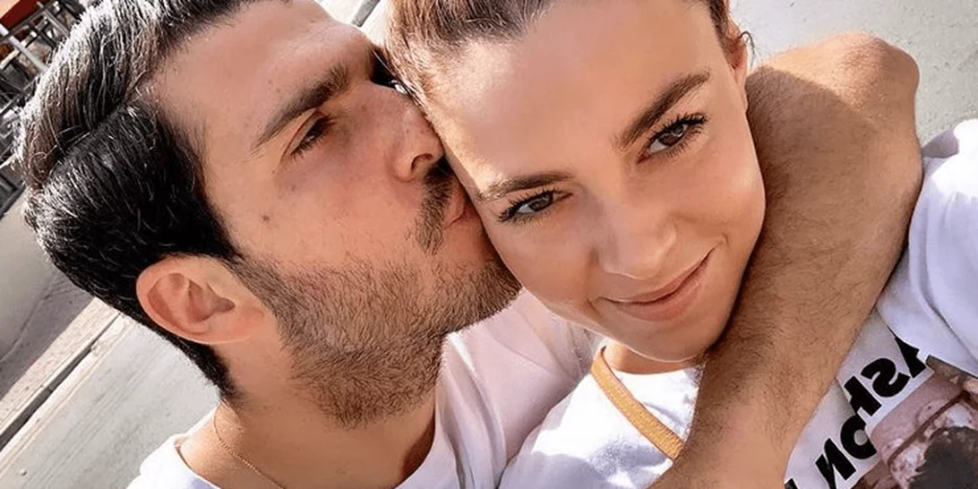 Εβελίνα Σκίτσκο | Η πρώην παίκτρια του GNTM ποζάρει στην αγκαλιά του συντρόφου της - Οι δημόσιες ευχές (pic)