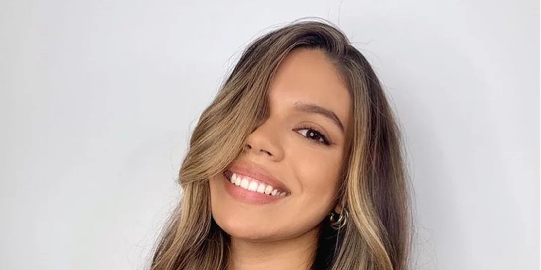 Σκέφτεσαι να βάψεις ξανθά τα μαλλιά σου φέτος το χειμώνα; 3 αποχρώσεις που πρέπει να δεις πριν καταλήξεις