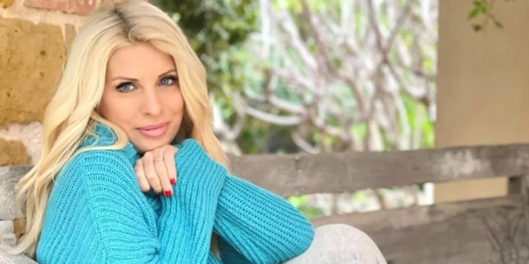 Η Ελένη Μενεγάκη εξομολογείται: "Μου λείπετε κι εσείς, η παρέα μας, η καθημερινότητά μας…"