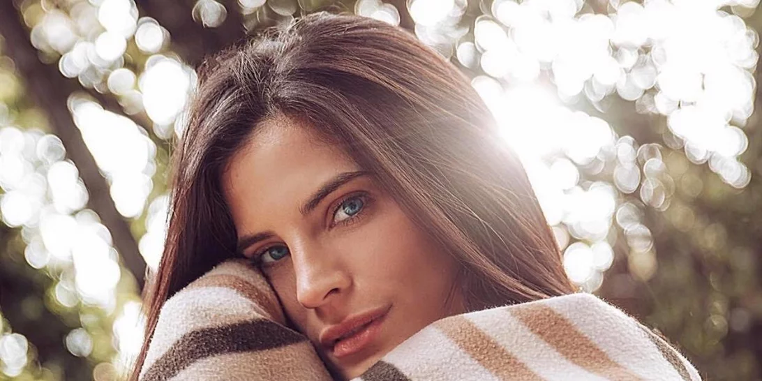 Χριστίνα Μπόμπα | Τα άνετα αλλά stylish outfits που προτιμά στην πρώτη της εγκυμοσύνη