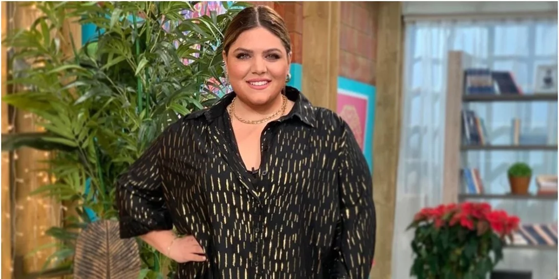 Το φόρεμα της Δανάης Μπάρκα ταιριάζει σε κάθε περίσταση και κοστίζει μόνο 15,99 €