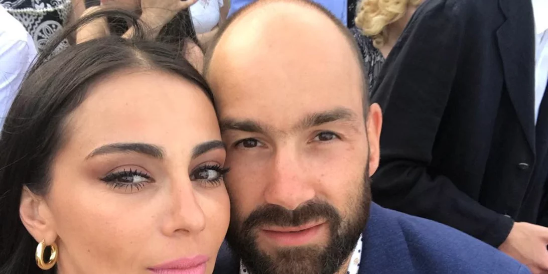 Ολυμπία Χοψονίδου-Βασίλης Σπανούλης | Το βίντεο με την κόρη τους να κάνει τα πρώτα της βήματα