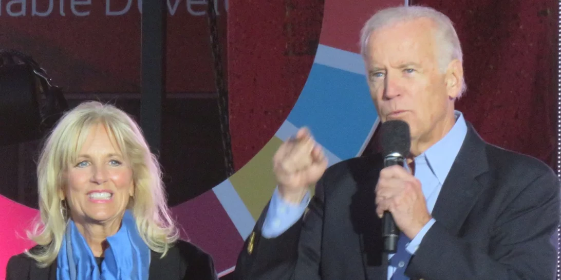 Δώρο «ελπίδας» από Ρεπουμπλικανό γερουσιαστή στον Joe Biden