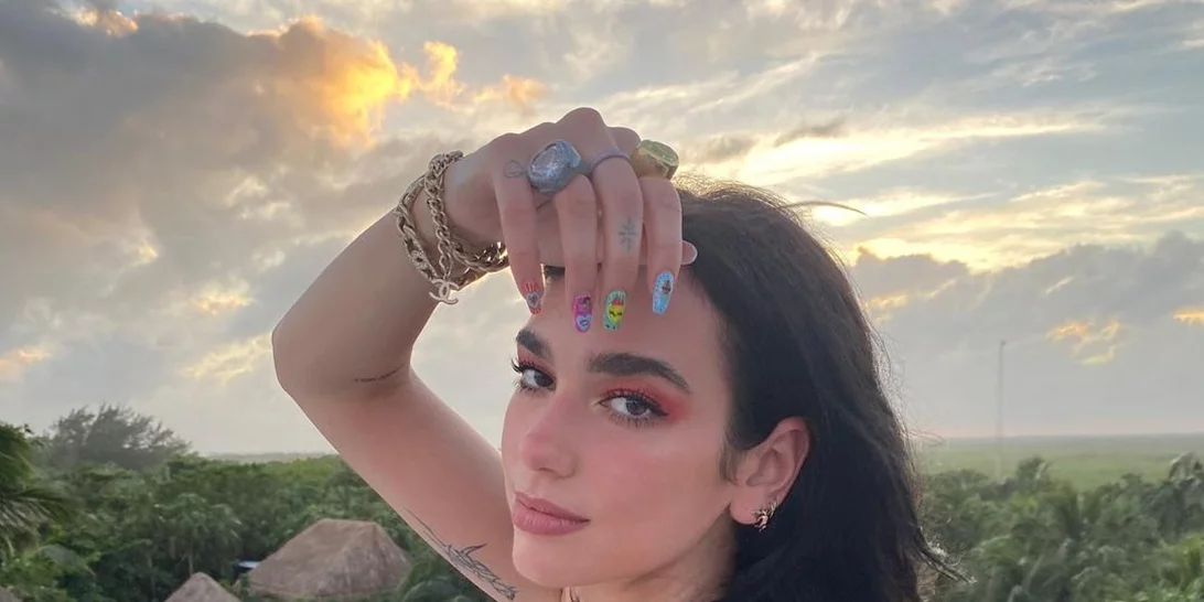 Dua Lipa | Το νέο χρώμα στα μαλλιά της και το super trendy κούρεμα