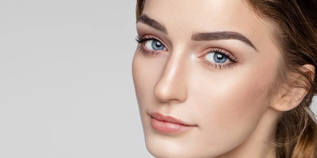 Ξέχασε το microblading! Τα hyperrealism brows είναι η νέα τεχνική για φυσικά πλούσια φρύδια