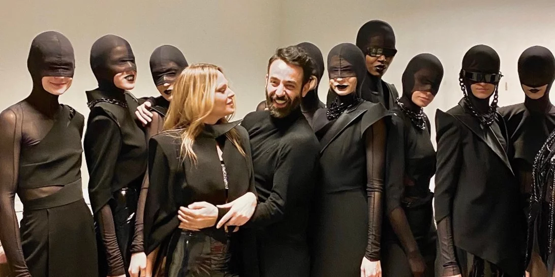 Madwalk 2020 | Η Υβόννη Μπόσνιακ επιστρέφει στην πασαρέλα μετά από 10 χρόνια με τη συλλογή του Γιάννη Λάσκου