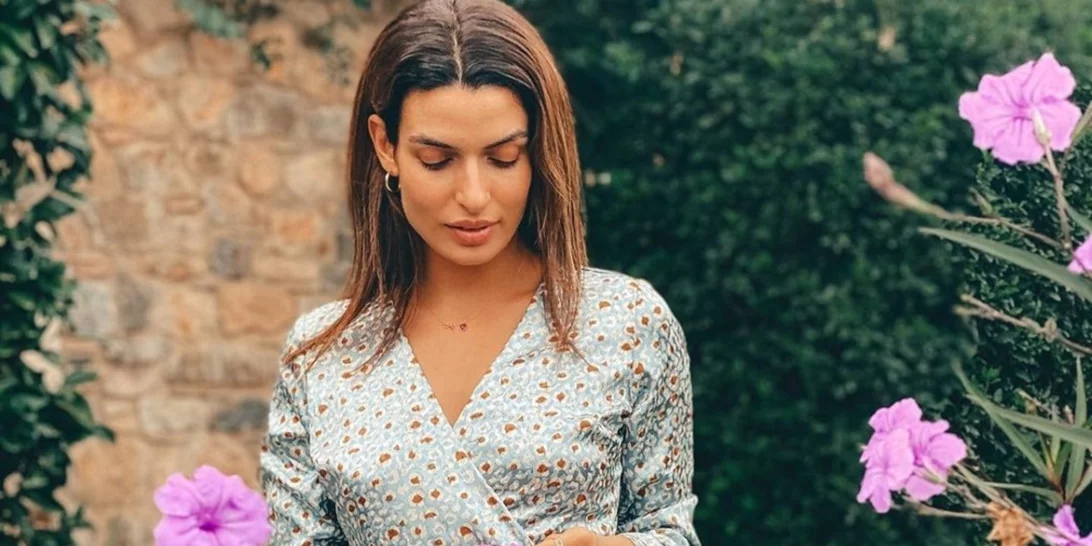 Τόνια Σωτηροπούλου | Σου δείχνει πως να μετατρέψεις σε φούστα το αγαπημένο σου maxi φόρεμα