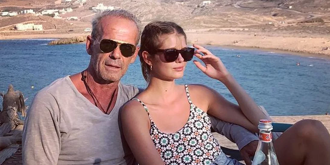 Πέτρος Κωστόπουλος | Η φωτογραφία με την Αμαλία Κωστοπούλου από τις κοινές διακοπές τους