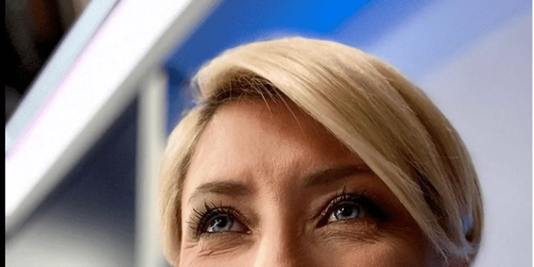 Σία Κοσιώνη | Το δημόσιο μήνυμα υποστήριξης στη Σοφία Μπεκατώρου μετά την αποκάλυψη της σεξουαλικής της κακοποίησης