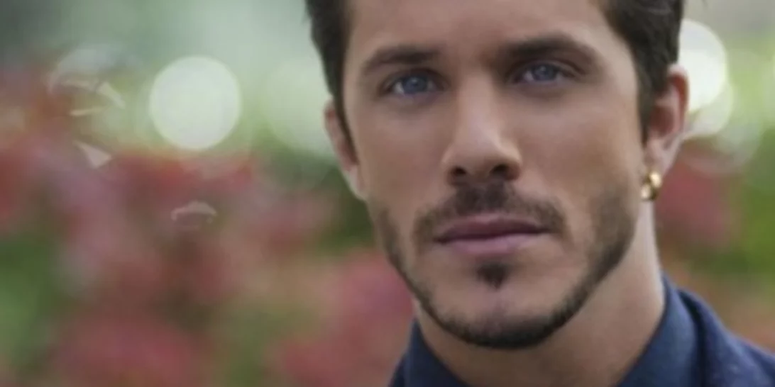 Στον Ευαγγελισμό με κορονοϊό ο ανεμβολίαστος Νίκος Οικονομόπουλος- Παρουσίασε επιδείνωση