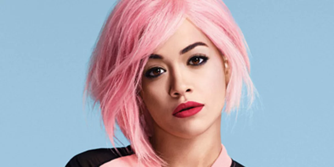 Rita Ora: Sexy ακόμα και με αθλητικό outfit!