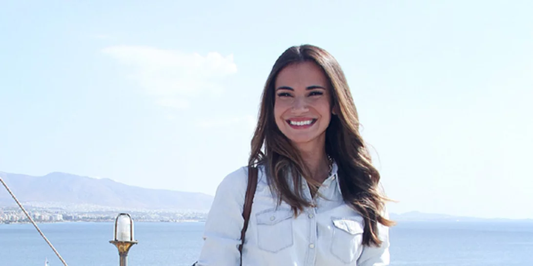 Άννα Μπουσδούκου | Η σπάνια επίσημη εμφάνιση και το νέο hair look της