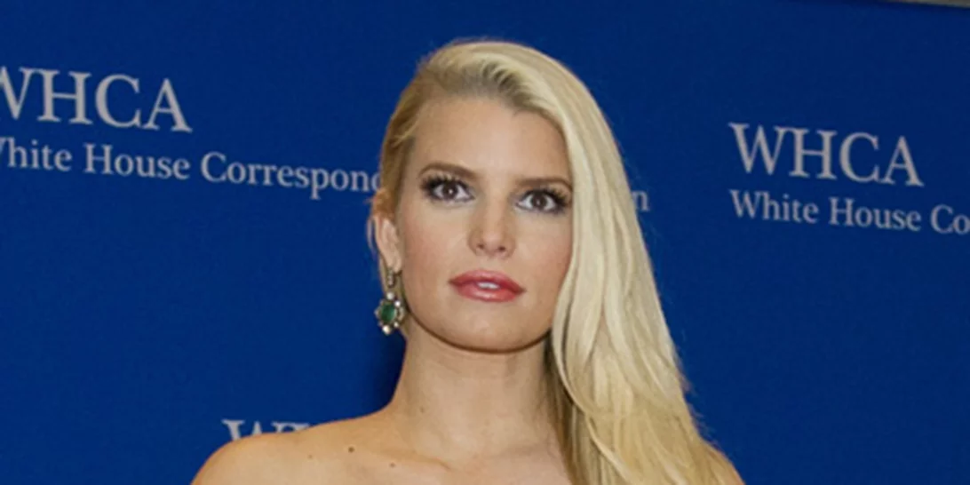 Jessica Simpson | Μόλις γέννησε το τρίτο της παιδάκι