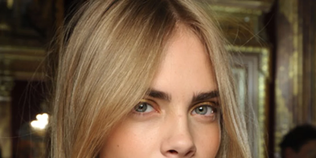 Ηλεκτρίζονται τα μαλλιά μου | 6 τρόποι να το σταματήσουμε