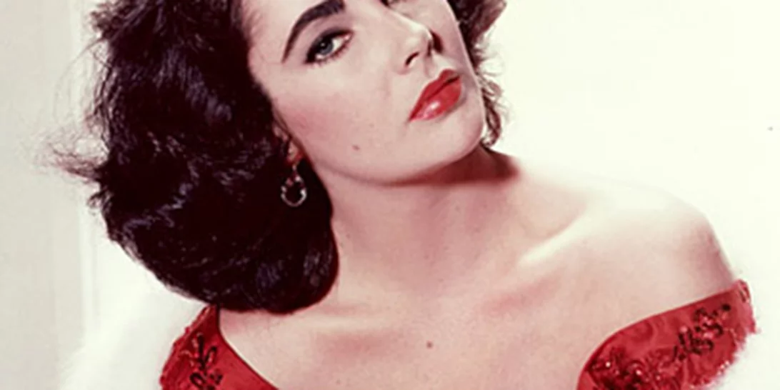 Elizabeth Taylor | Ο γάμος με τον Eddie Fisher ξεκίνησε με απιστία κι ένα πράσινο νυφικό και τέλειωσε με μια παράλληλη σχέση