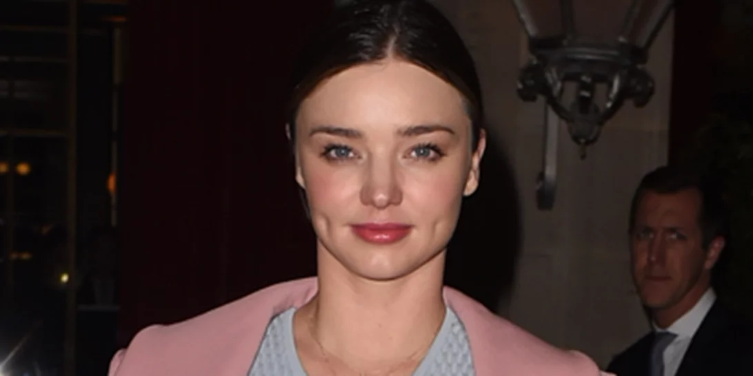 Miranda Kerr: Ολόγυμνη στο εξώφυλλο του περιοδικού Harper's Bazaar (Φωτογραφία)