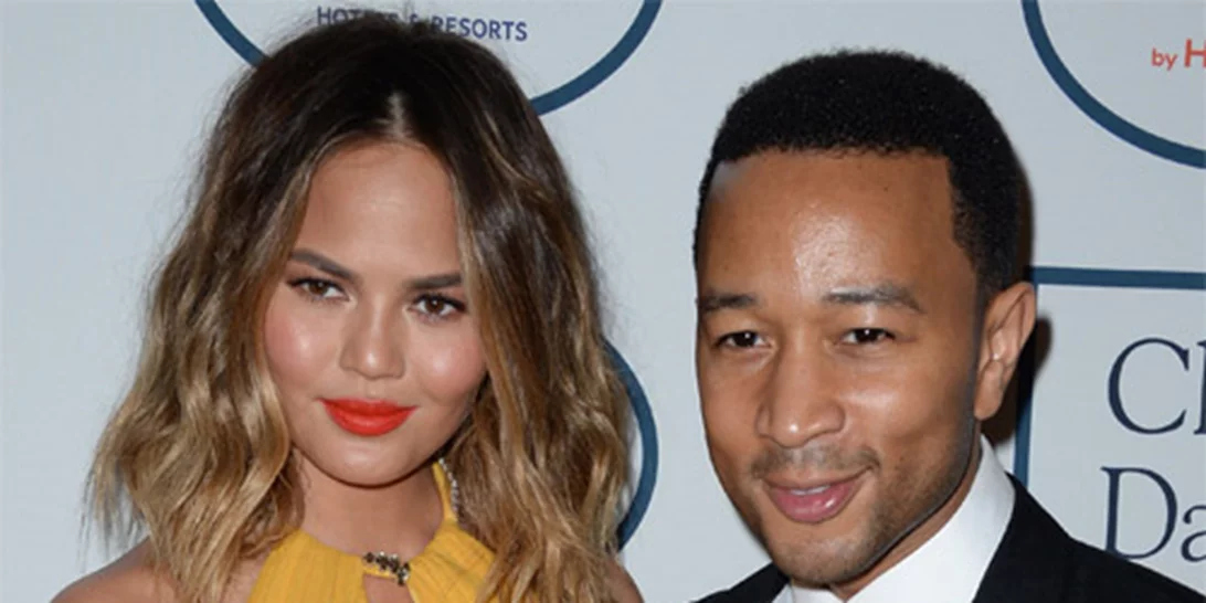 Ο John Legend ανεβάζει την πρώτη φωτογραφία της κόρης του στο Instagram