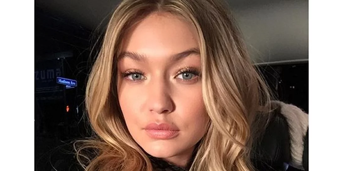 Gigi Hadid: Επιδεικνύει τα υπέροχα πόδια της στην καμπάνια Stuart Weitzman