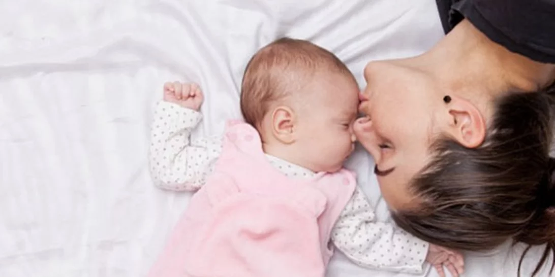 Γεννήθηκε το πρώτο μωρό με DNA 3 ανθρώπων στο Ηνωμένο Βασίλειο